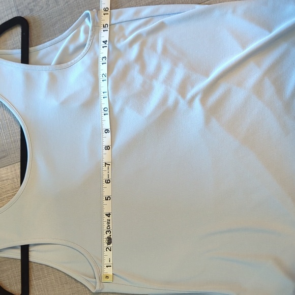 BCBG MaxAzria draped tank top light blue XS - Picture 5 of 7